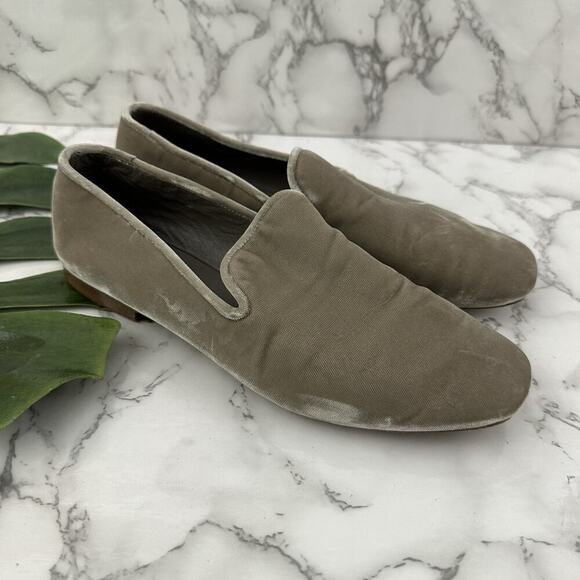 Vince Shoes - Vince Womens Gray Crushed Velvet Loafer Flats Size 8 Slip On Made in Italy
